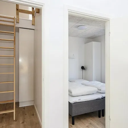 Σπίτι διακοπών 4 Bedroom Beautiful In Romo