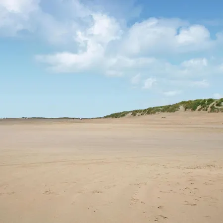 4 Bedroom Beautiful In Romo Σπίτι διακοπών *