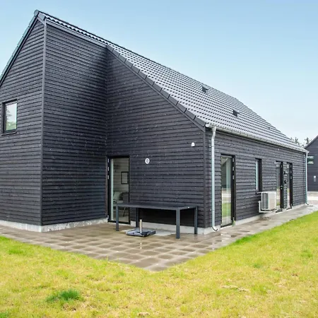 4 Bedroom Beautiful In Romo Feriehus Kongsmark